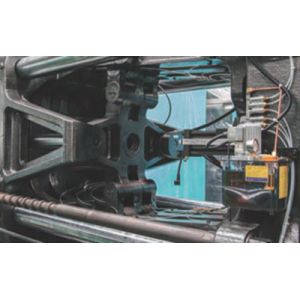 Servo Type Plastic Injection Molding Machine MZ800MD For Custom Plasticing