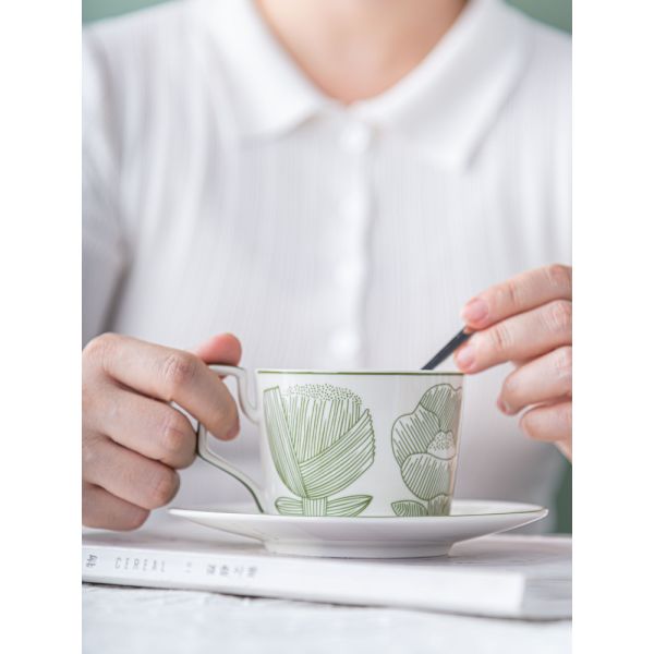 Sustainable Nordic Style Printed Flower Ceramic Coffee Cup And Saucer 200ml Volume