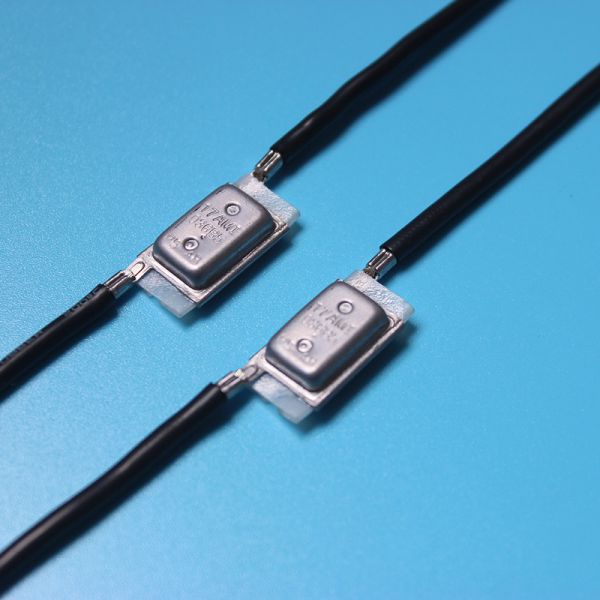 Buy free samples 85C 17AM water pump motor thermal protector thermal cut off  250V/5A 50--180C UL VDE RoHS at wholesale prices