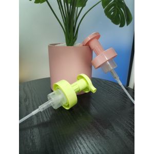 Unique PP Plastic Lotion Pump With Clip Lock Closure For Sanitizer Bottles