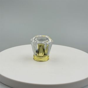 ABS Plastic Perfume Bottle Cap with 15MM Port Size and Maximum Continuous