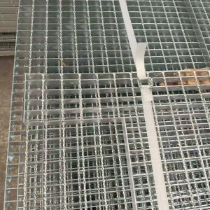 Corrosion Resistant Galvanized 19w4 Serrated Grating Long Lasting