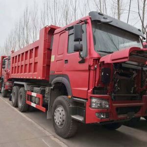 SINOTRUCK HOWO 4x4/6X4/8X4 hydraulic diesel dump truck