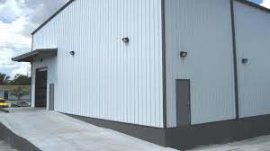 Multifunctional Q235B Q355B Steel Structure Warehouse With EPS Glass Wool