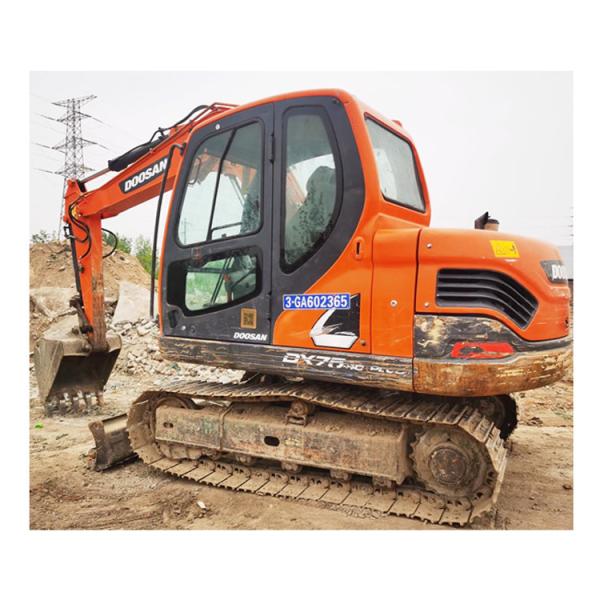 Active 7 Ton Used Doosan DX75 Excavator Mini with Original Hydraulic Pump in