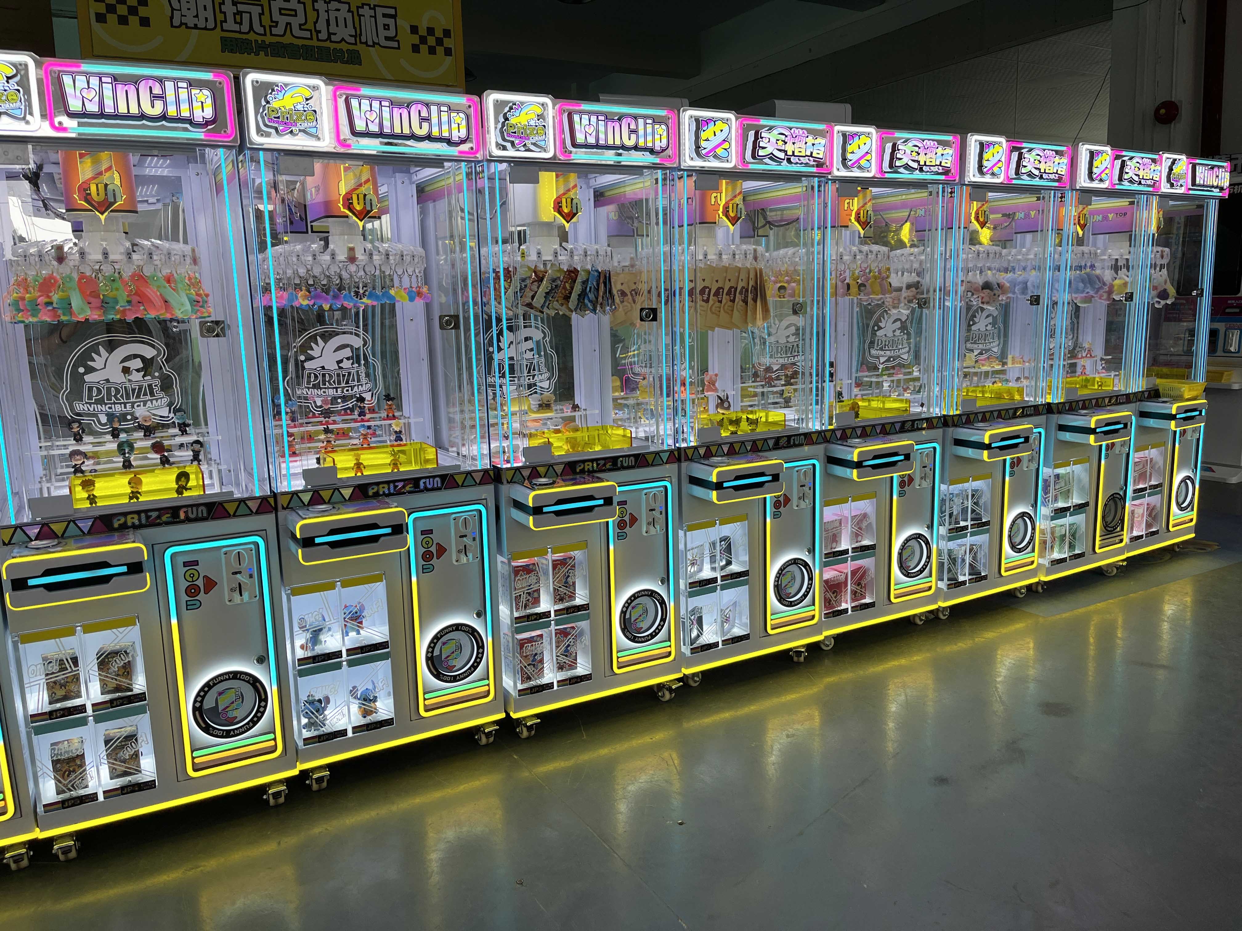 Transparent Tempered Glass Clip Clamp Gift Machine 60kgs Coin Operated Win Clip