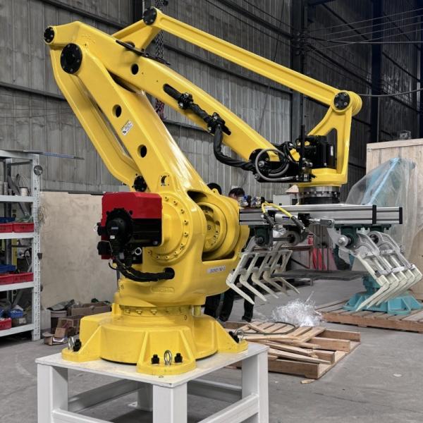 Buy Dry Powder Palletizing Robot Arm 3kW 380V Automatic Palletizing System at wholesale prices