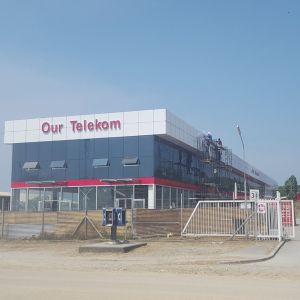 Customized Steel Structure Exhibition Hall Moisture Proof Metal Warehouse