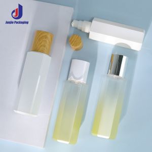 PP / Acrylic Refillable Cosmetic Bottles 100ml Square Perfume Bottle Custom