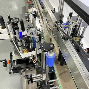 Adhesive Sticker Bottle Labeling Machine 3000W Antirust Stainless Steel