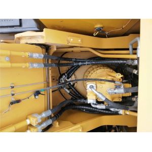 High Power CAT326D2 Excavator with Low Machine Weight and Low Working Hours in