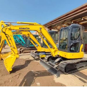 Quality 4Ton PC40 Second Hand Excavator for sale