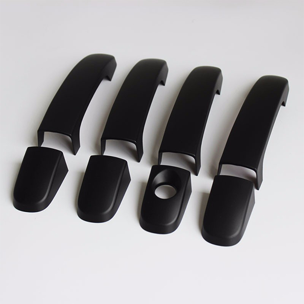 2 Cavity Injection Molding Exterior Car Accessories / Car Handle Protection Film Pin Point Gate Type