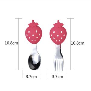 Customized Strawberry Shape Silicone Sippy Cup Baby Feeding Set