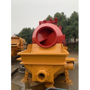 62KW Self Loading Concrete Mixer Machine , Mini Portable Concrete Mixer Pump