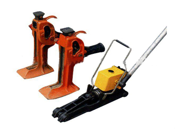 Buy Hydraulic Garage Jack 2.25Ton /2.5Ton at wholesale prices