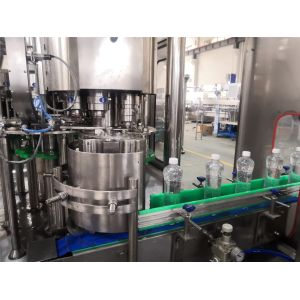 Gravity CSD Soft Drink Carbonated Drink Filling Machine