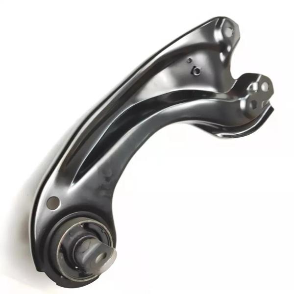 52360 - TEA - T00 Honda Suspension Parts ARM COMP., RR. CONTROL for CIVIC FC1 / 7