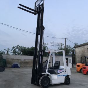 Japan TCM Forklift Manufacture 2.5 Ton Used Forklifts with Original Hydraulic