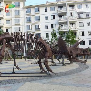 Road Decoration Dinosaur Triceratops Skeleton