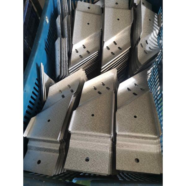 Corrosion-Resistant, Heavy-Duty Stamped Metal Brackets for Construction and Industrial Structural Support