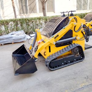 Quality China Track Wheel CE/EPA/EURO 5 Mini Skid Steer Loader With Bucket Trencher Rotary Plow for sale