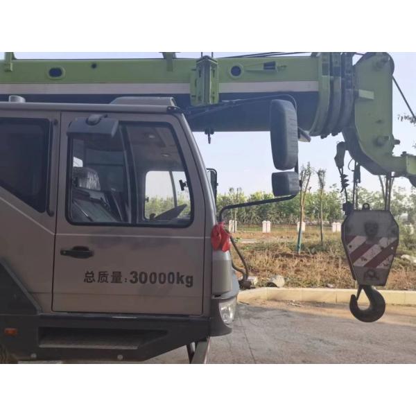 2017 Zoomlion Truck Crane 25 Ton