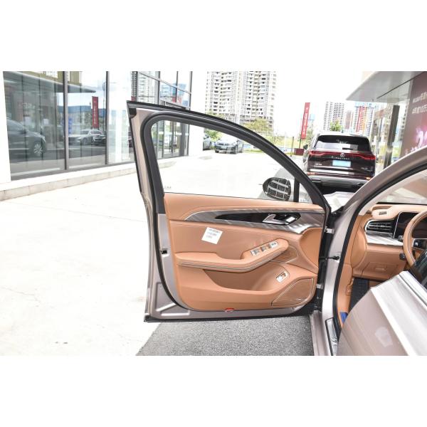 Max. Power 220kW Hongqi H9 Electric Car with 5209*2010*1731mm 299Ps Full-Size Luxury