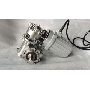 SS304 Hardness 58-62 HRC Double Reduction Worm Gear Speed Reducer