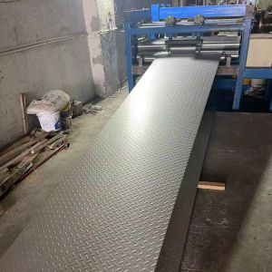 AISI201 AISI304 AISI316L AISI2205 SS Checker Plate Stainless Thickness 0.5 - 10