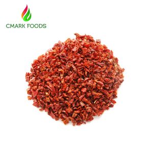 China HACCP Standard Red Dried Bell Pepper / Sweet Pepper Flakes Delicious For Food on sale