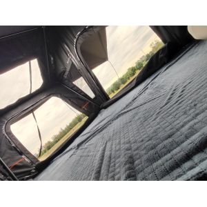 2025 Hydraulic Stainless Steel Rod Aluminum Hard Shell Roof Top Tent for 2-3