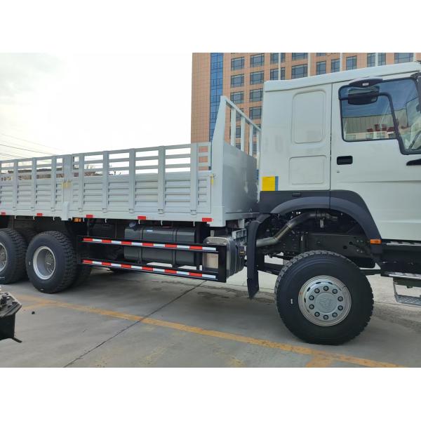 Buy Howo Full Drive Cargo Box Truck 400 HP 4 Axle at wholesale prices
