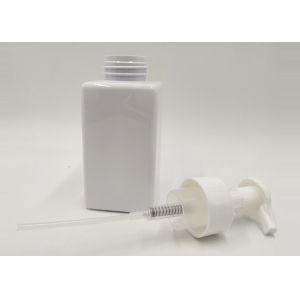 250ml Foam Pump PET Cosmetic Bottle Square Shape 32 / 28mm Sealing Type