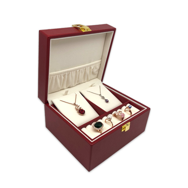 Metal Fittings Velvet Inner Jewelry Packaging Case