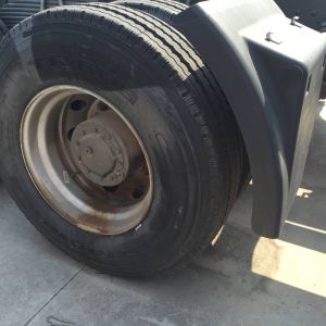 LHD New HOWO7 6*4 10tires 336HP Heavy Duty Tractor Truck With German Steering