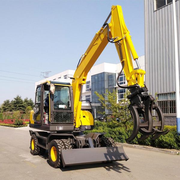 Buy Engineering Wheel Hydraulic Excavator Machine Digging Trenches Wheeled Digger at wholesale prices