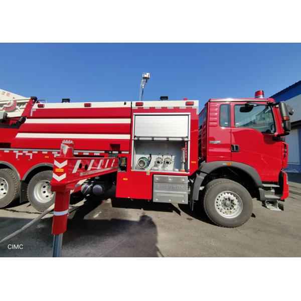 44m Height High Rescue Municipal Aerial Ladder Fire Truck contains Two Seats