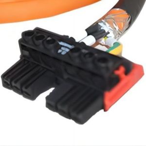 Oxygen Free Copper Vehicle Wiring Harness 180C Straight Head Connector Wiring