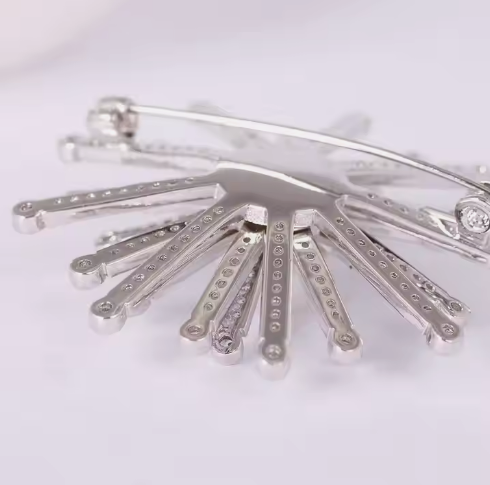 Snowflower White Pearl and White CZ Handmade Fashion Brooches For Women