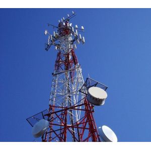 Heavy Duty Triangular Lattice Tower Resistant To 60 M/S Wind Multiple Antenna