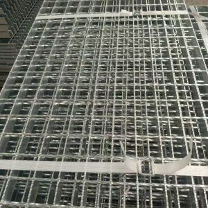 Quality Premium Steel-Made Grating, Excellent Load-Bearing Capacity for sale