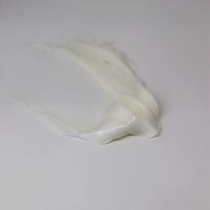 Men and Women Get the Perfect Blonde Look with Professional Salon Hair Bleaching