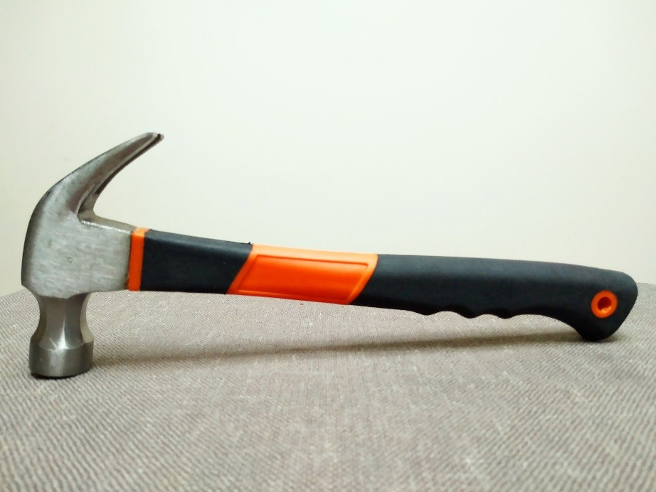 Quality 8OZ-24OZ Forged Steel Claw hammer/Carpenter hammer(XL0020-2) with polishing surface and double color handle for sale