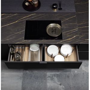 Multifunctional Solid Wood Modern Design Kitchen Furniture Solid Wood Kitchen