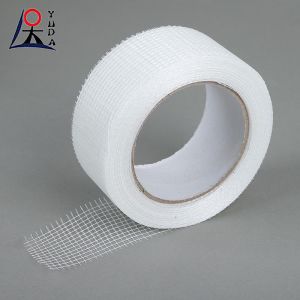 Alkaline Resistant Fiberglass Mesh Medium Alkali Content Cutting Processing