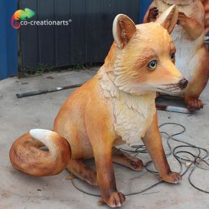 1.6 Meters Height Fiberglass Animatronic Fox For Playground