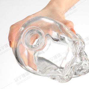 180ml 200ml 300ml 400ml 750ml Glass Bottle With Cork Cap Skull Design For Wine