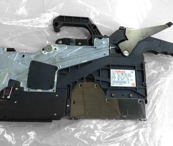 Used/New Yamaha KHJ MC500-00 Electric Feeder from Cnsmt Excellent Condition 0