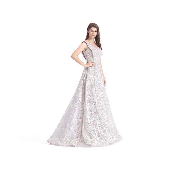 Grace White Lace Embroidery Simple Elegant Wedding Dresses Sleeveless U - Neck